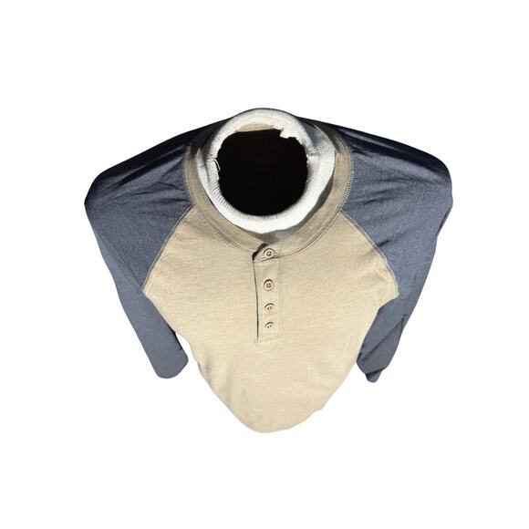 Solaris Men’s Henley Shirt Large Tan Gray Raglan Long Sleeve Casual - Picture 2 of 5